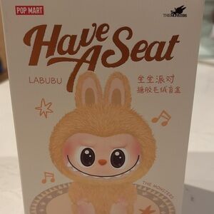 Labubu Have a Seat ”Sisi”